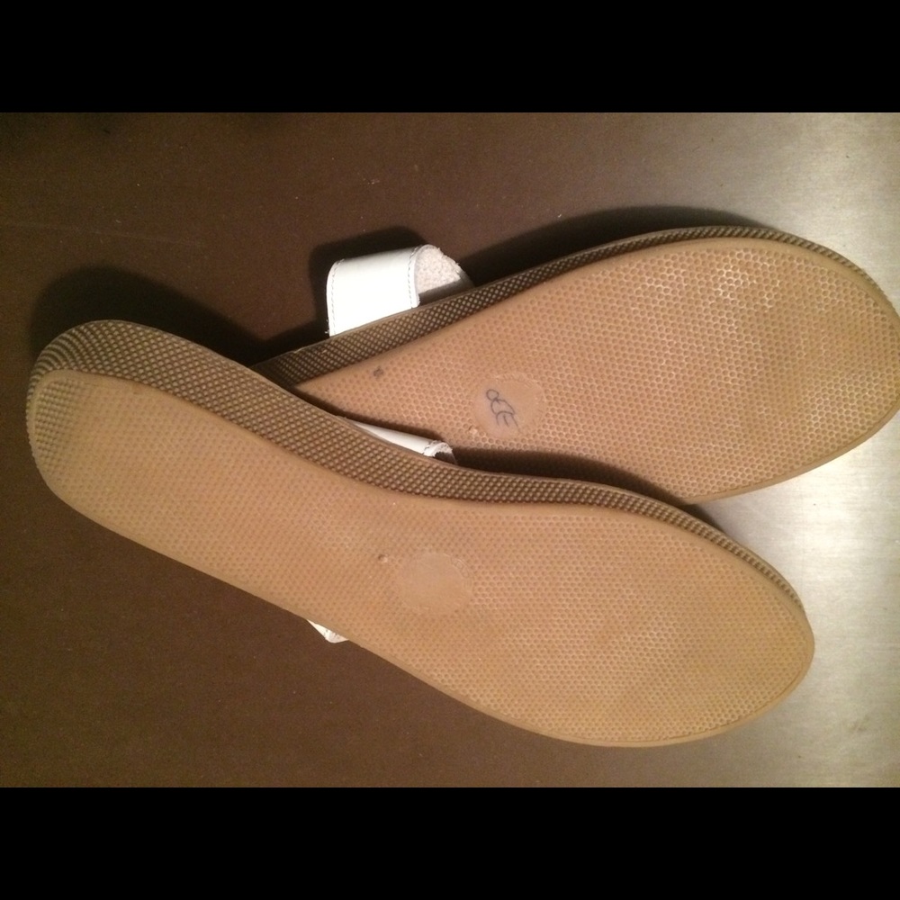 Sandals - Picture 2 of 3